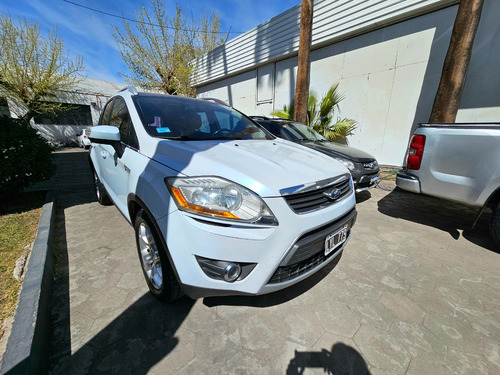 Ford Kuga 2.5 Titanium At 4x4 L (ku05)