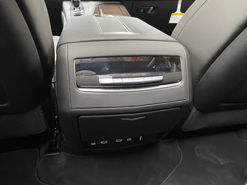 Cadillac Escalade 600d