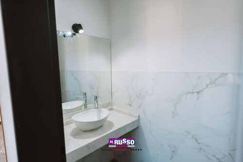 Venta Casa Barrio Cruz Del Sur San Vicente 4 Ambientes
