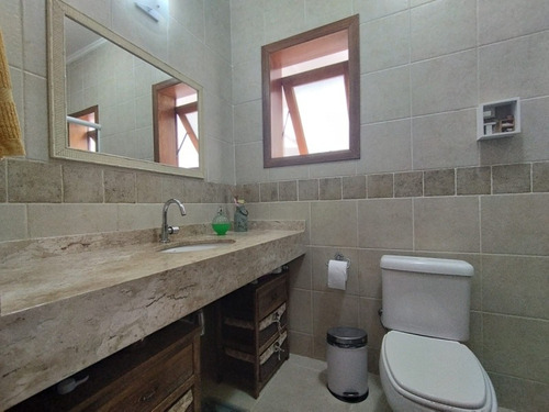 Casa 4 Quartos 2 Suítes 4 Banheiros