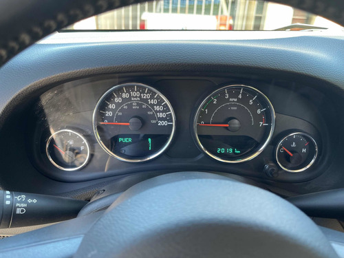 Imagen 11 de 16 de Jeep Wrangler 2018 3.6 Sport 284hp Mtx
