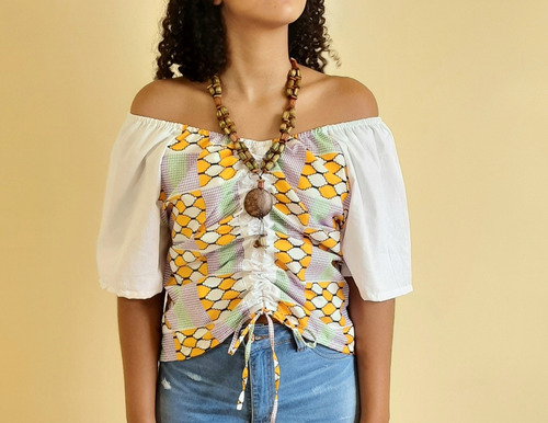 Imagem 3 de 5 de Blusa Cropped Feminina Tecido Rebeca