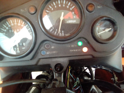 Imagem 3 de 8 de Honda 600f