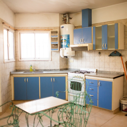 Imagen 7 de 8 de Cañuelas-tucuman 391 -hermoso Triplex En Venta