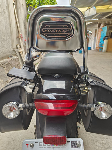 Bajaj Avenger 220
