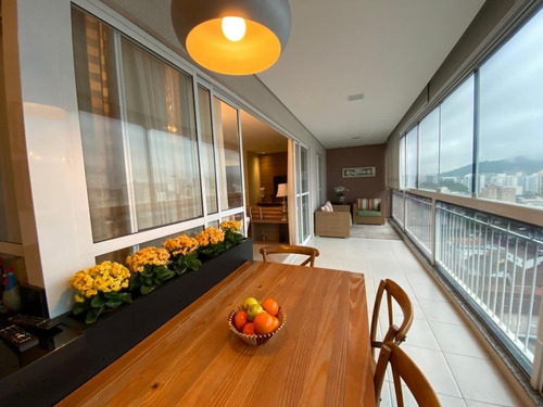 Apartamento No Centro Com 3 Quartos Para Venda, 145 M² - Lg7692