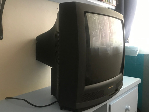 Imagen 1 de 7 de Televisor Sharp En Color 1997