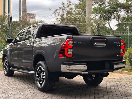 Toyota Hilux 2.8 Tdi Srx Cab. Dupla 4x4 Aut. 4p