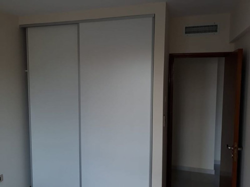 Imagen 9 de 13 de Departamento En Venta En La Plata