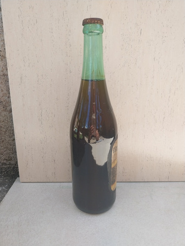 Antigua Botella De Cerveza Santa Fe, Contenido Original. (Usado)
