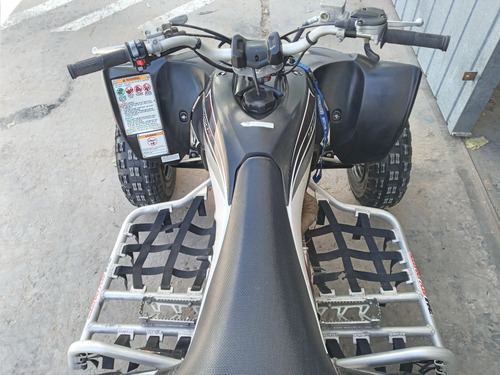 Imagen 10 de 14 de Yamaha Yfz 450r