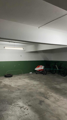 Venta Con Renta 2 Dormitorios Más Servicio. Garage Opcional.