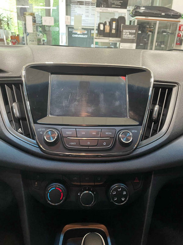 Imagen 11 de 15 de Chevrolet Cavalier 2019 4p Lt L4/1.5 Aut