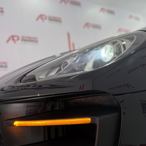 Porsche Macan 3.7 Turbo At