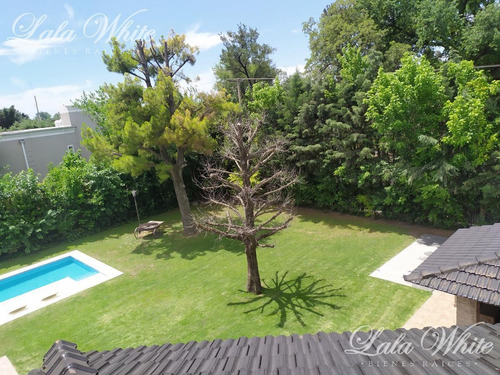Imagen 15 de 17 de Venta - Casa En El Rodal
