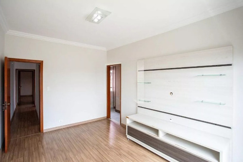 Sobrado 190 M² 3 Dormitórios - 1 Suíte - 2 Vagas De Garagem - Centro De Diadema