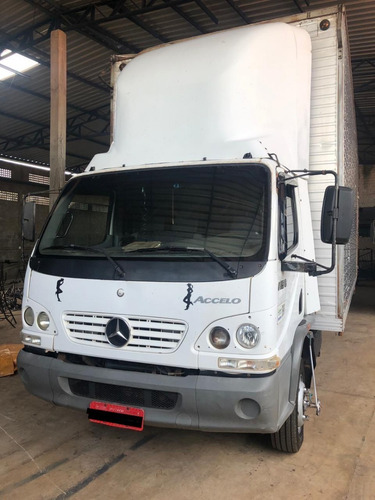 Imagem 1 de 6 de Mercedes Benz Accelo 915c