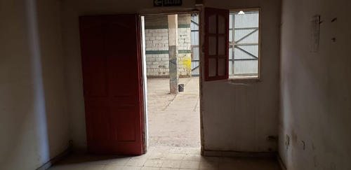 Imagen 20 de 26 de Alquilo Galpon 300 M2 Ofi 80 M2 Terreno 1300 M2 Pi Centenari