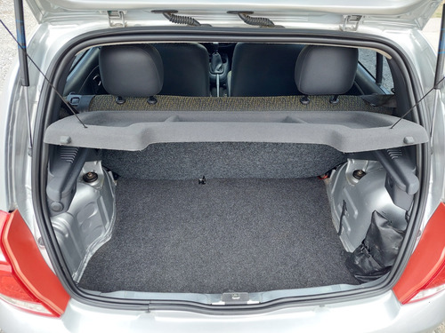 Renault Clio 2013 1.2 Mío Expression Pack I