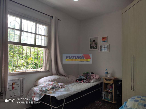 Imagem 17 de 25 de Sobrado Com 2 Dormitórios À Venda, 100 M² Por R$ 300.000,00 - Vila Cascatinha - São Vicente/sp - So0083