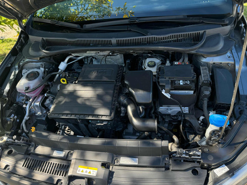 Volkswagen Polo 1.6 Msi Track