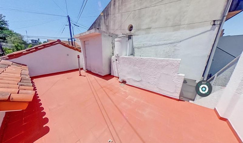 Casa De 3 Ambientes Con Terraza Y Cochera En Olivos
