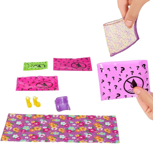 Imagen 8 de 10 de Barbie Color Reveal - 7 Sorpresas - Cambia Color -mattel