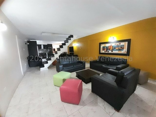 Imagen 5 de 30 de * Casas En Venta * En Avenida Libertador Barquisimeto , Lara Codigo # 23-6028 Mas Informacion :: 412 - 1498654 , Katty Vasquez Rentahouse Co.