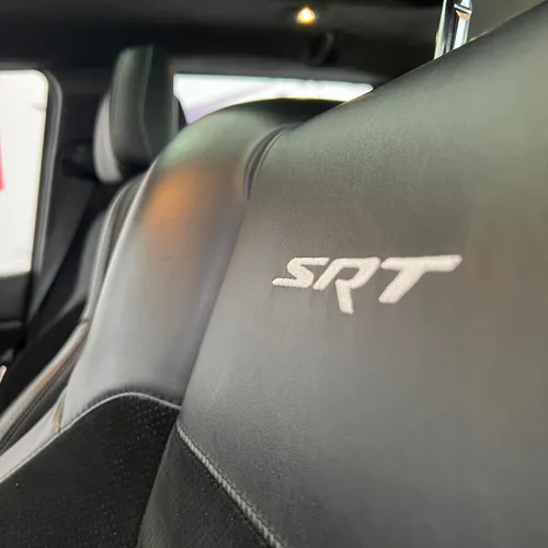 Jeep Grand Cherokee 6.4 Srt-8 At