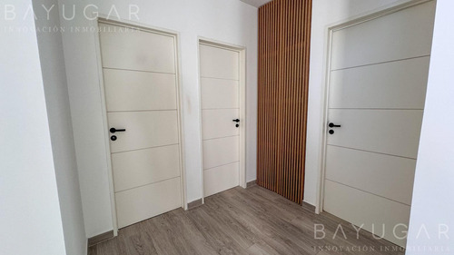 Venta Casa - Barrio Privado Santa Emilia / Pilar Del Este