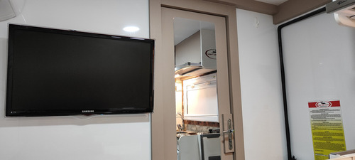 Trailer Alto Vale Premium 2022 P/ 4 Pessoas Com Placa Solar