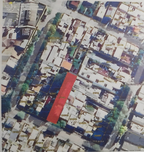 Oportunidad: Dueño. Trato Directo. Terreno Más Propiedad. Potencial Inversión. Casa Con Renta. Ideal Desarollo Vivienda De Interés Social. Montevideo. Posible Permuta. Brazo Oriental - Atahualpa.