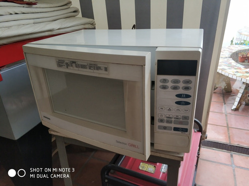Microondas Samsung Selection Grill