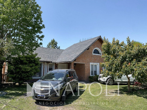Imagen 1 de 8 de Venta De Casa En Una Planta, El Rocio Canning