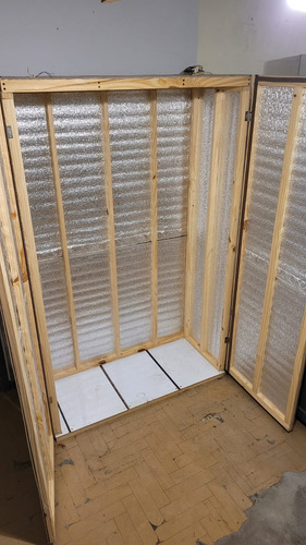 Mueble Para Cultivo Indoor En Madera Con Aislante Térmico (Usado)