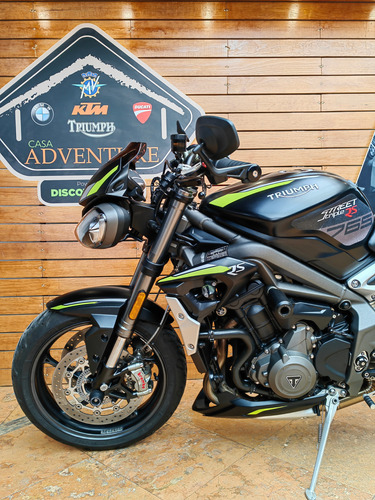 Triumph Street Triple Rs Equipada