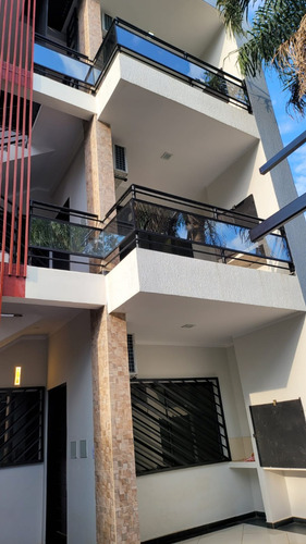 Vendo Edificio A Estrenar En El Barrio Santa María: 4 Habitaciones Y 4 Baños