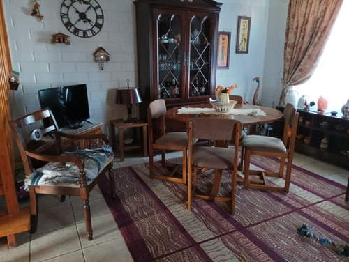 ¡espaciosa Casa En Quilpué, 4d/3b Y Gran Ubicación!