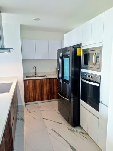 Imagen 2 de 21 de Venta Departamento Excelente Ubicación En Centro De Cancún