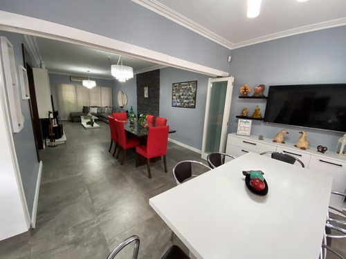 Imagen 10 de 30 de Casa En Venta - 5 Amb. - Ramos Mejia Sur -