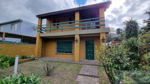 Hermosa Casa En Venta, Barrio La Loma, Del Viso