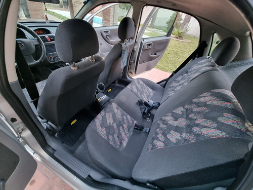 Chevrolet Corsa 1.8 Gl Aa Dh