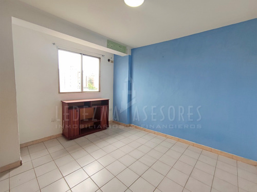 Imagen 16 de 20 de Ledezma Asesores Vende Apartamento, Residencias La Loma, Sector Av. Jesús Soto, Ciudad Bolívar - Venezuela