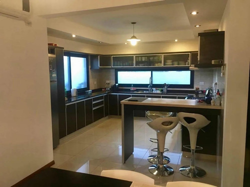 Imagen 11 de 14 de Casa En Venta 5 Ambientes En Canning