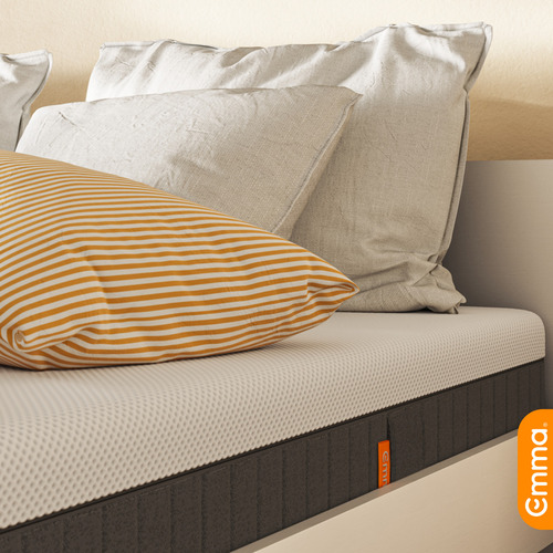 Colchón Matrimonial Emma Premium Memory Foam Anti Movimiento Color Blanco