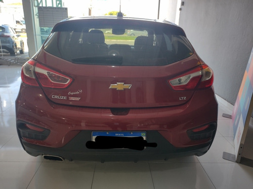 Imagem 9 de 17 de Chevrolet Cruze 2019 1.4 Lt Black Bow Tie Turbo Aut. 4p