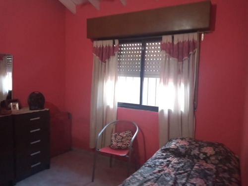 Imagen 10 de 18 de Casa Al Frente Amoblada - Calle 6 Nº 7392 Mar Del Tuyu