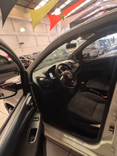 Fiat Uno 1.0 Attractive Flex 5p
