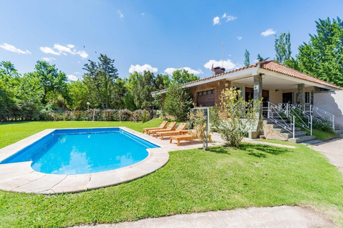 Imagen 10 de 26 de Casa De Campo, Fines De Semana, Semana, Mes. 8 Personas.