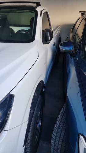 Nissan NP300 2.5 Doble Cabina S Pack Seg Mt